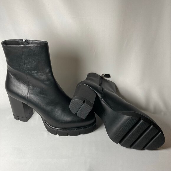 Stuart Weitzman Ande Leather Block-Heel Booties - Picture 7 of 7